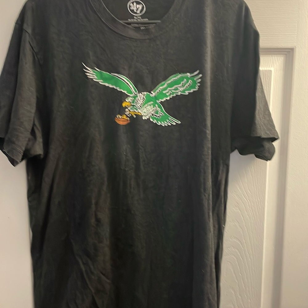 Philadelphia eagles tee